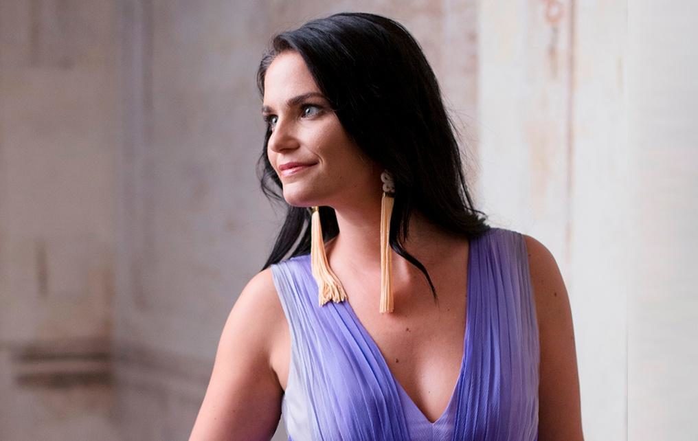 Концерт оркестра Europe Galante и Эмёке Барат в Московском концертном зале «Зарядье» – события на сайте «Московские Сезоны»