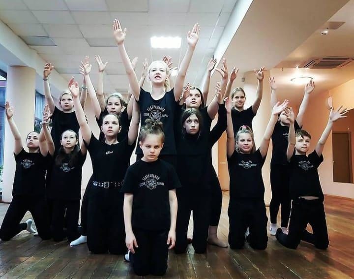 Спектакль «Илиада. Начало» в КЦ «Салют» – события на сайте «Московские Сезоны»