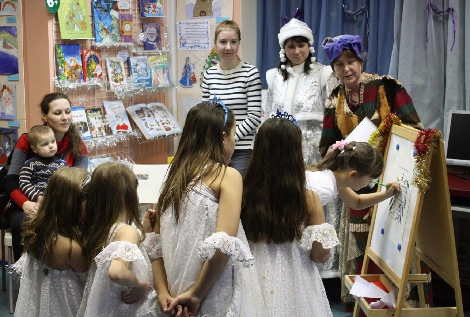 Программа «Библиоёлка» в Детской библиотеке № 207 – события на сайте «Московские Сезоны»