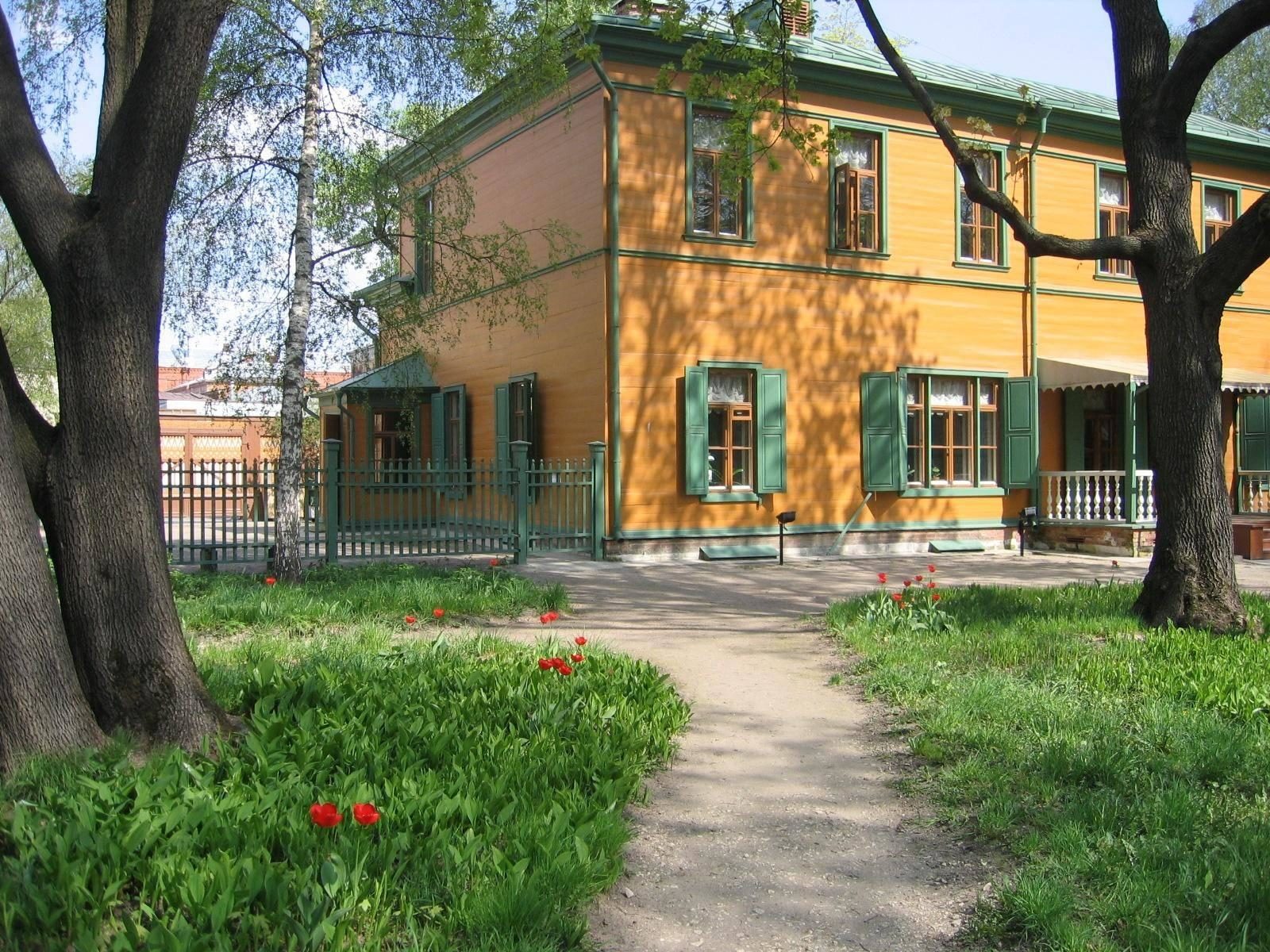 Экспозиция музея-усадьбы Л. Н. Толстого в Хамовниках  – события на сайте «Московские Сезоны»