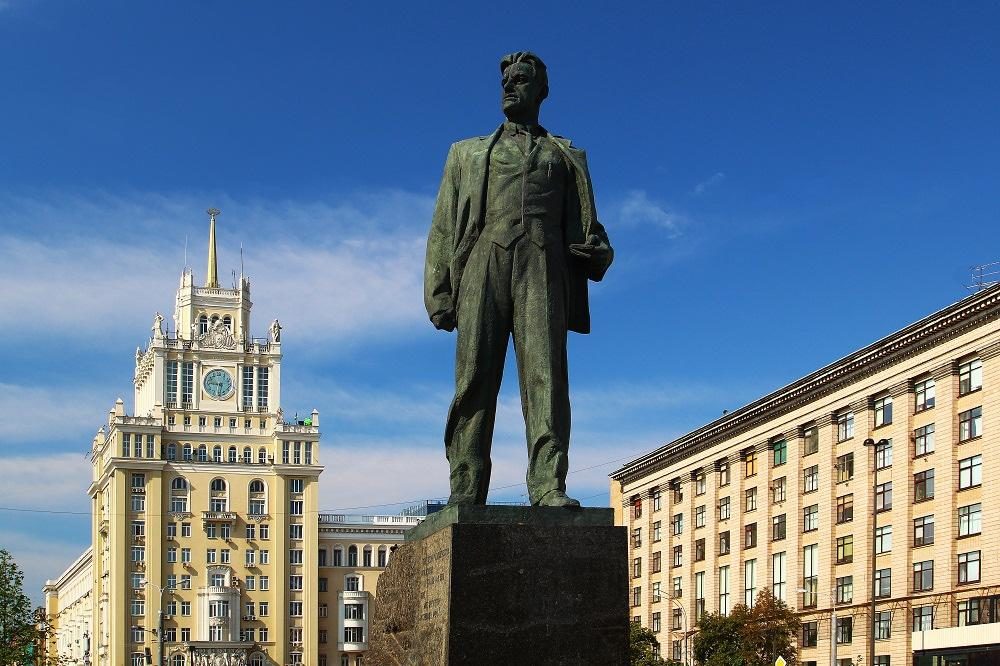 Пешеходная экскурсия «За Маяковским» – события на сайте «Московские Сезоны»