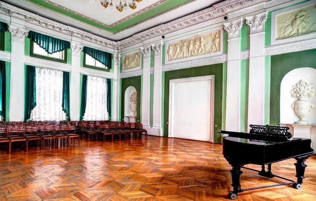 Концерт «Tutti ClassicFest. Два гения России. Чайковский, Рахманинов» в Москонцерте на Пушечной  – события на сайте «Московские Сезоны»