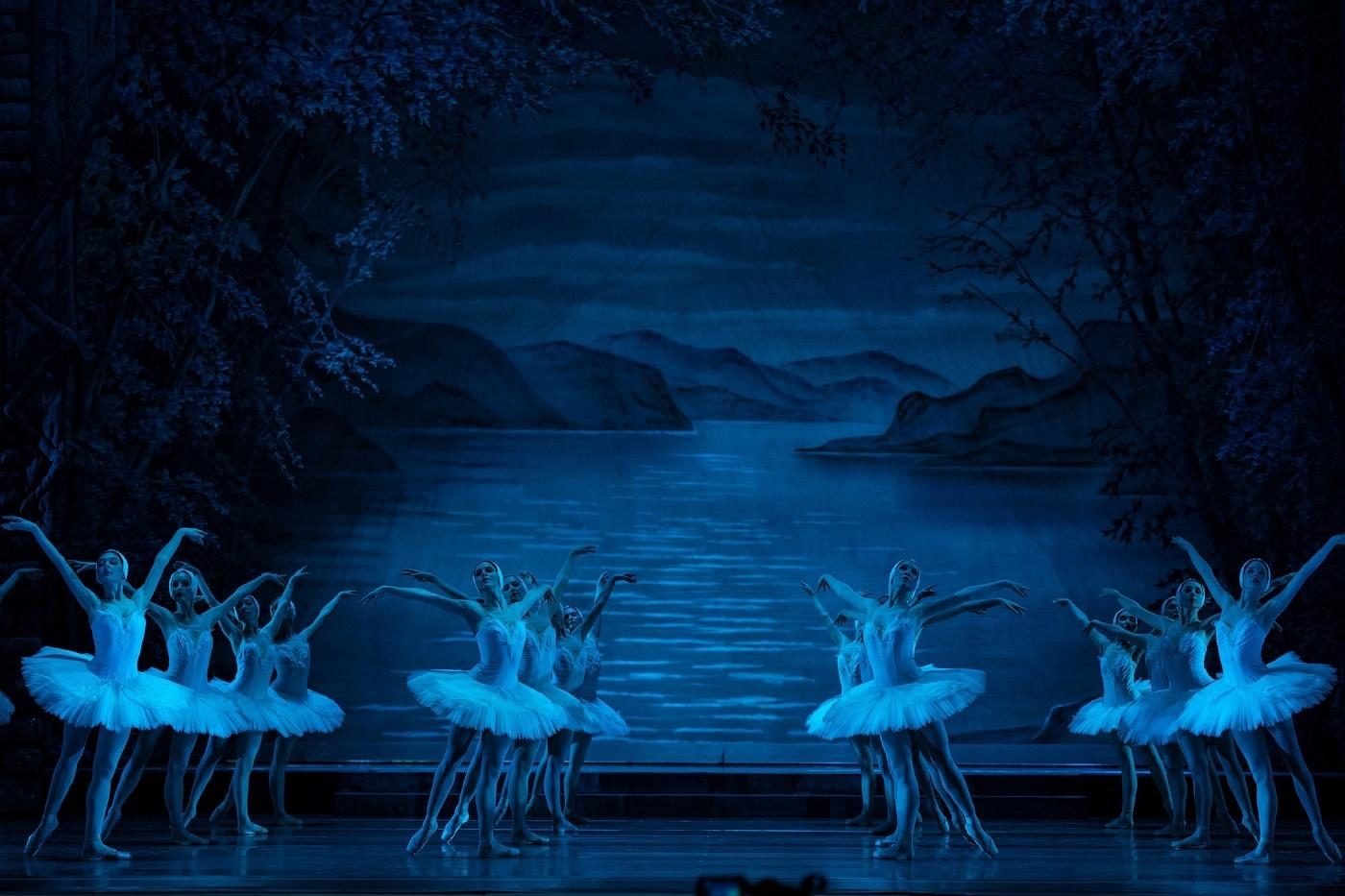 Спектакль «Лебединое озеро» в театре «Кремлевский балет» – события на сайте «Московские Сезоны»