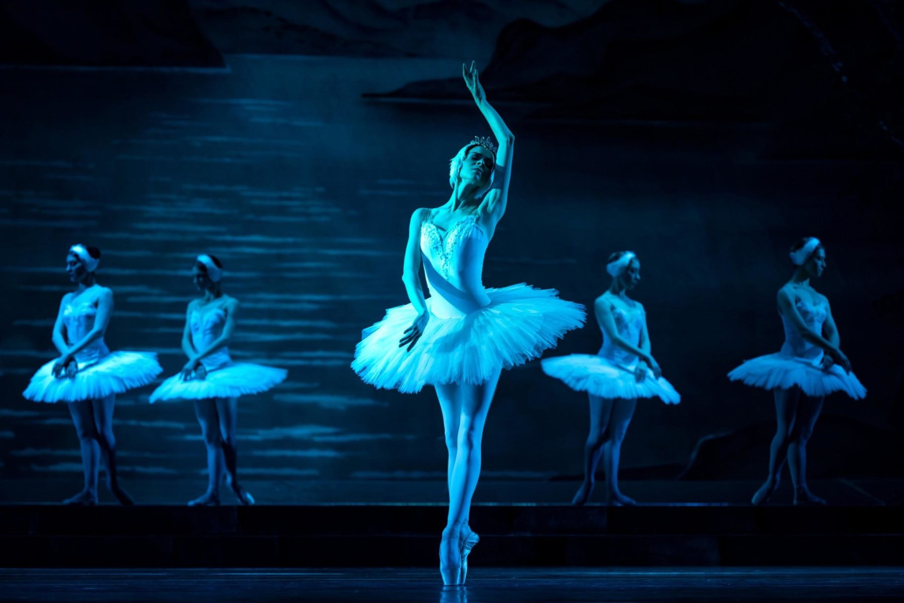 Спектакль «Лебединое озеро» в театре «Кремлевский балет» – события на сайте «Московские Сезоны»