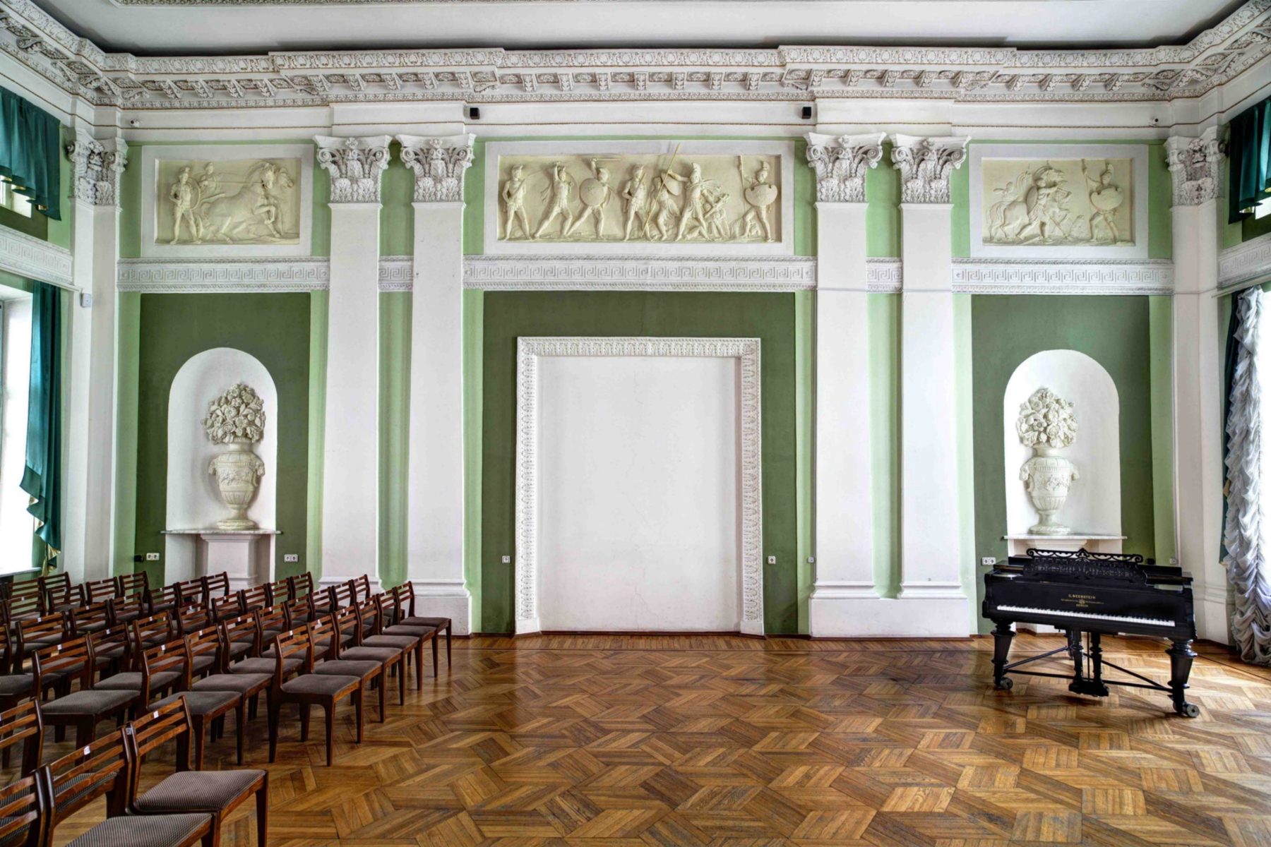 Концерт «Песни любви. И. Брамс» в Москонцерте на Пушечной  – события на сайте «Московские Сезоны»