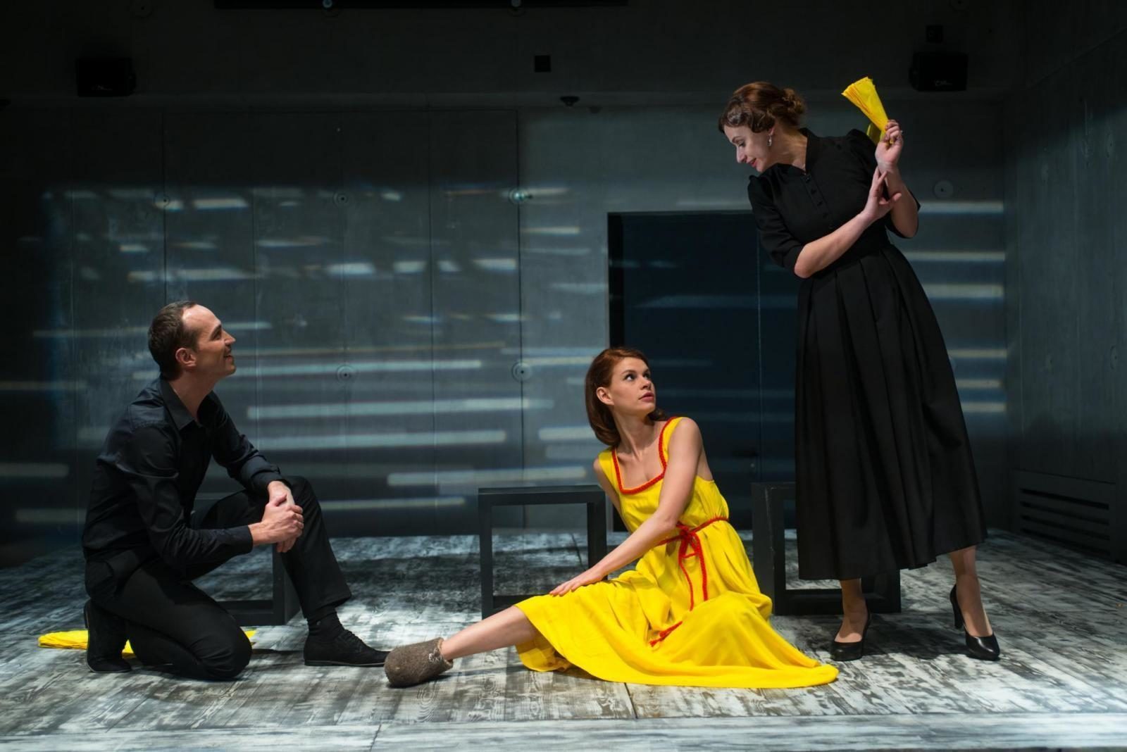 Спектакль «Бунин» в театре «Электротеатр Станиславский» – события на сайте «Московские Сезоны»