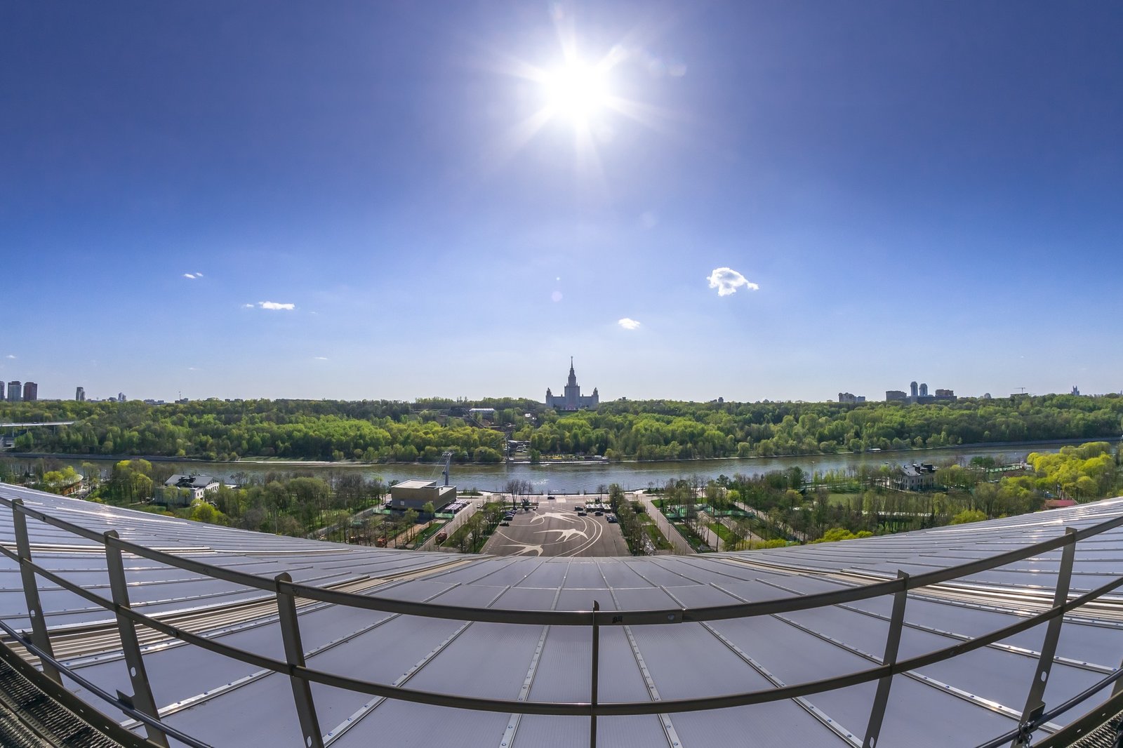 Сезон экскурсий на крыше «Лужников» – события на сайте «Московские Сезоны»