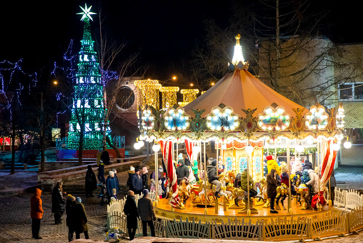 Фабрика елочных игрушек в Троицке – события на сайте «Московские Сезоны»