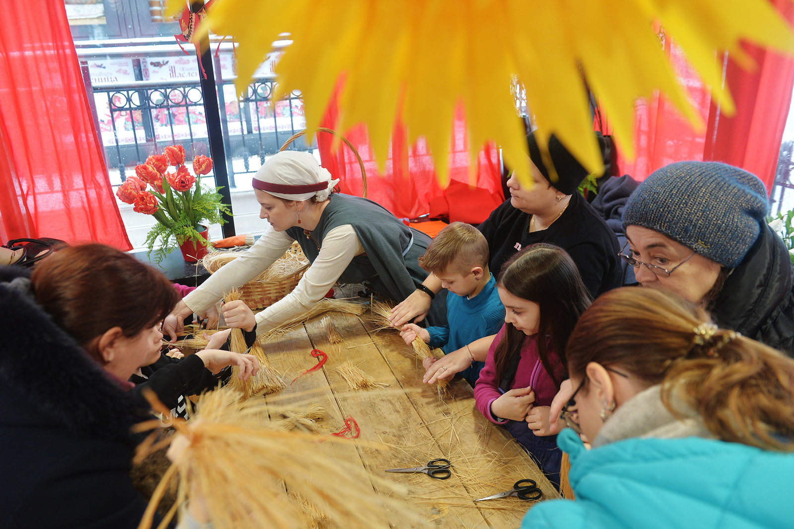 Блинная и шоу на офирах в Новых Черемушках – события на сайте «Московские Сезоны»