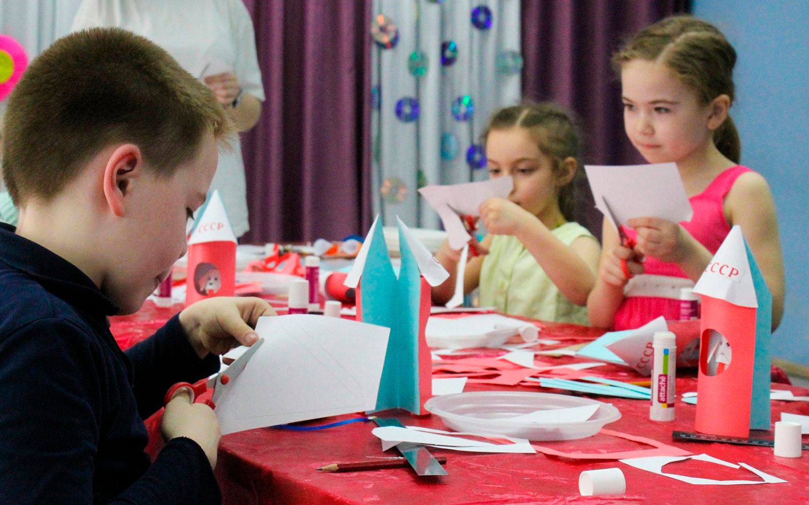 «Поехали!» в культурном центре «Лидер» – события на сайте «Московские Сезоны»