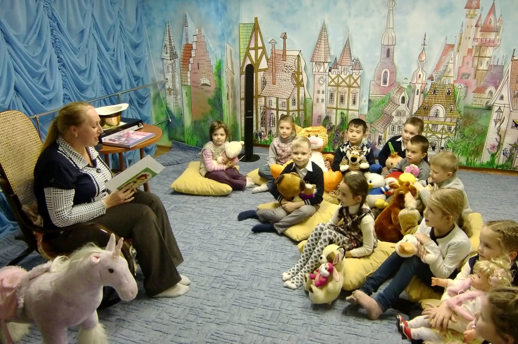 Clever Fox в детском центре имени Х.К. Андерсена – события на сайте «Московские Сезоны»