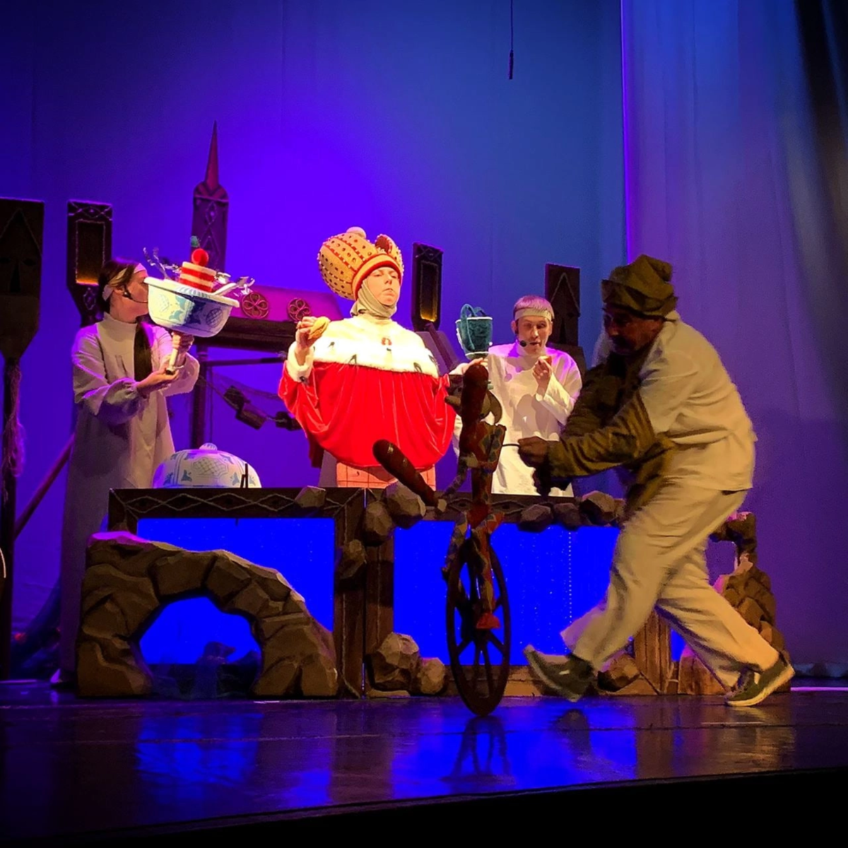 «Сказка о рыбаке и рыбке» в Московском театре кукол – события на сайте «Московские Сезоны»