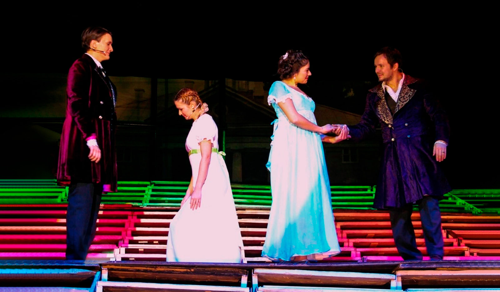 «Евгений Онегин» в Московском молодежном театре под руководством Вячеслава Спесивцева – события на сайте «Московские Сезоны»