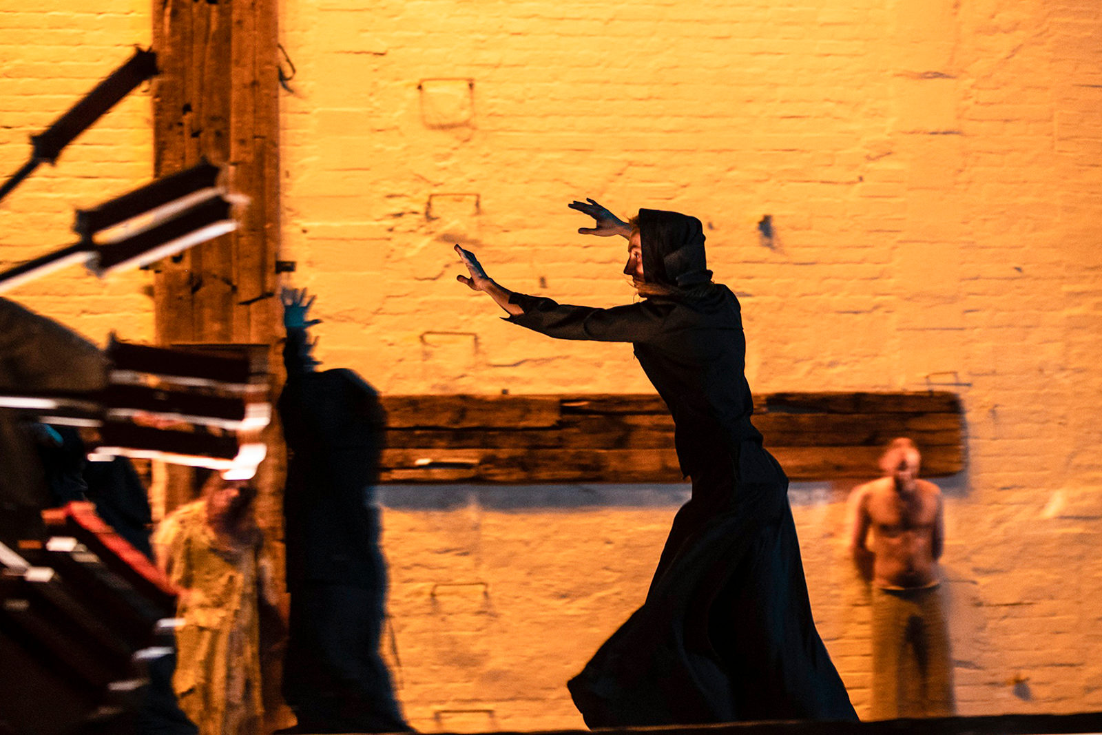 «Мастер и Маргарита» в Московском театре на Таганке – события на сайте «Московские Сезоны»