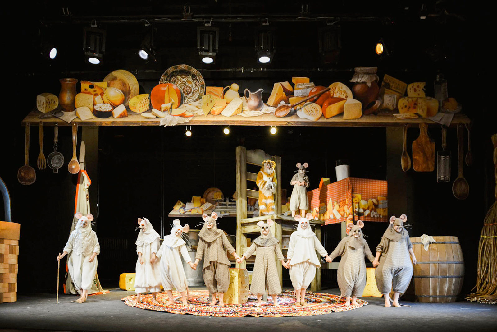 «Все мыши любят сыр» в Московском Новом драматическом театре – события на сайте «Московские Сезоны»