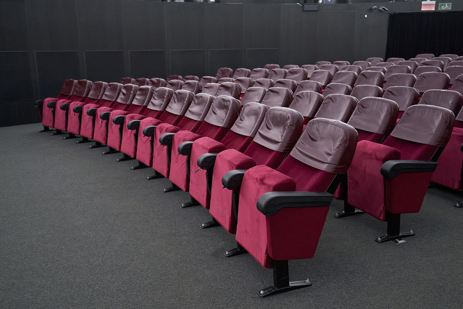 «Кино учеников Киношколы имени МакГаффина» в культурном центре «Марьина Роща» – события на сайте «Московские Сезоны»