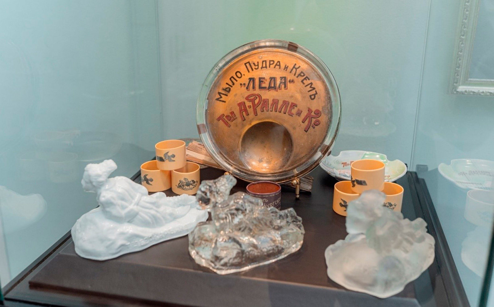 «Три века русской парфюмерии» в музее-заповеднике «Кузьминки-Люблино» – события на сайте «Московские Сезоны»