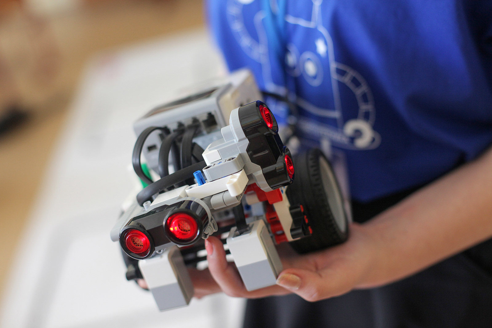 Робототехника Lego в библиотеке № 240 – события на сайте «Московские Сезоны»