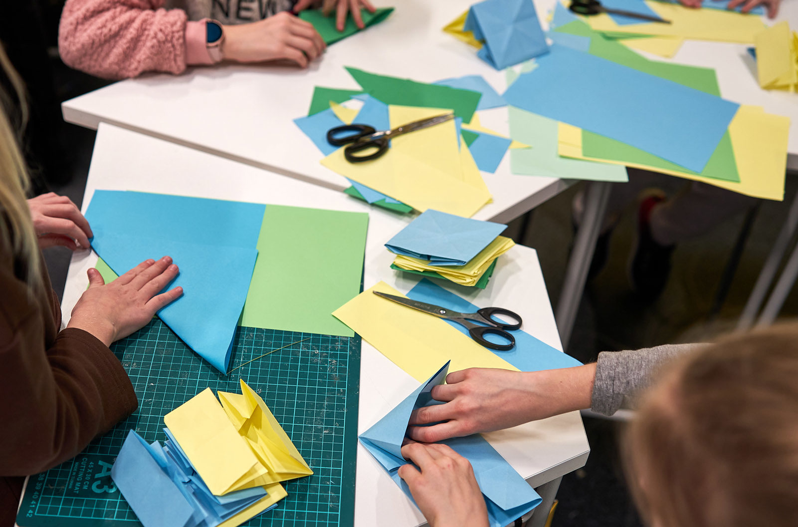 «От винта» в культурном центре «Родничок» – события на сайте «Московские Сезоны»