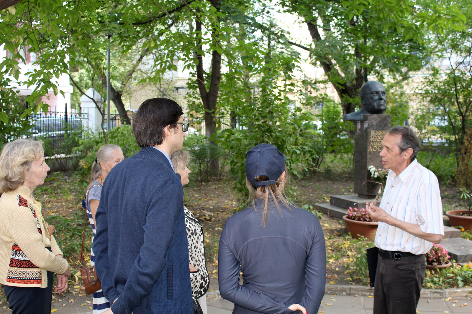 «Философский Арбат. Маршрут 6: Дом Лосева — Арбат — Смоленская площадь» Дома А.Ф. Лосева – события на сайте «Московские Сезоны»