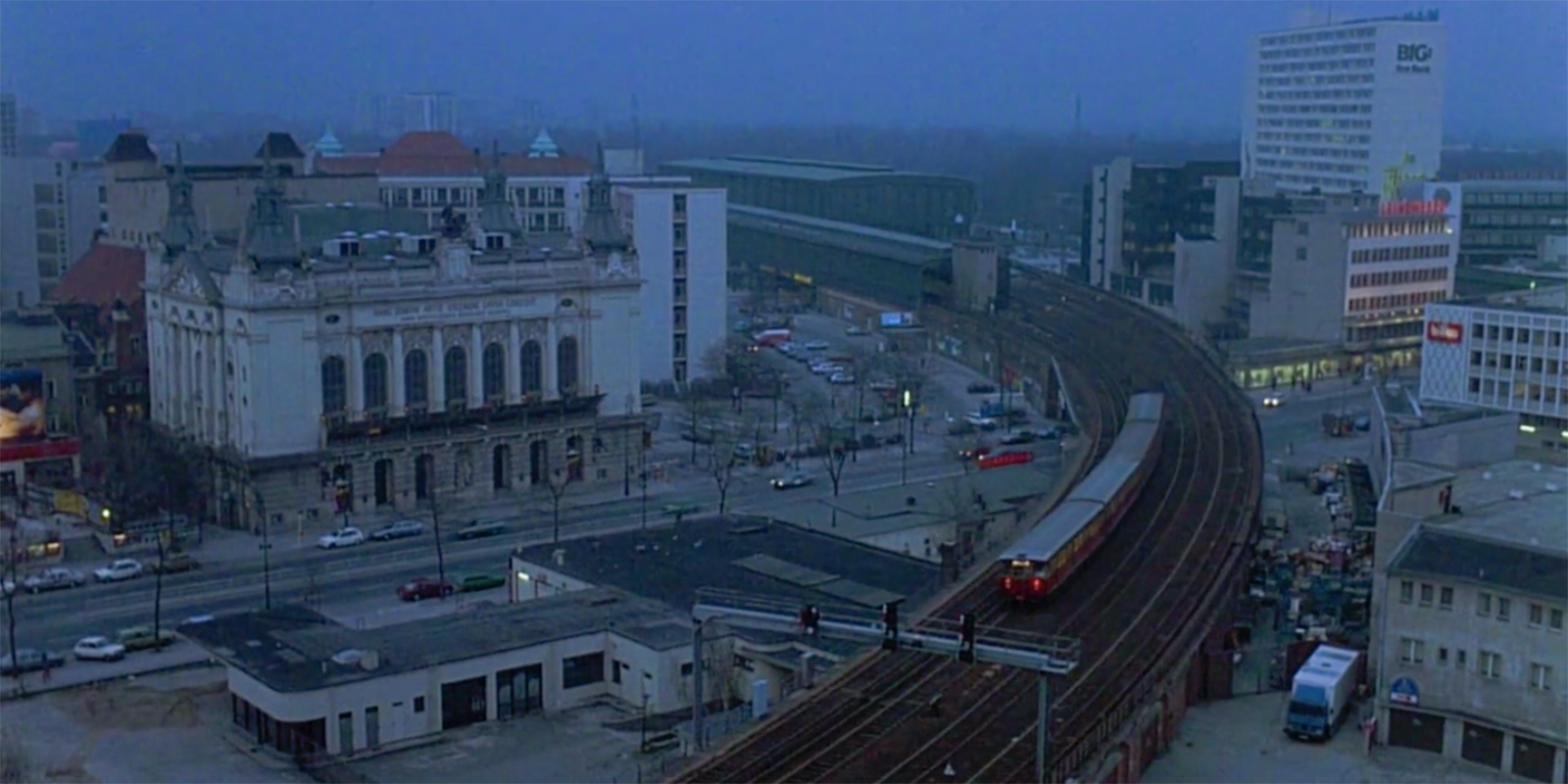 «Города в кино. Ландшафты воображаемого» во Всероссийском музее декоративного искусства – события на сайте «Московские Сезоны»