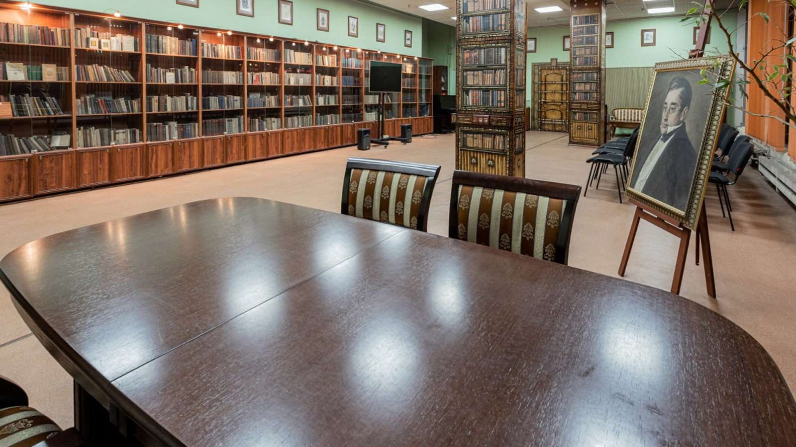 «Путешествия по архитектурным стилям. Готика» в библиотеке № 1 имени А.С. Грибоедова – события на сайте «Московские Сезоны»