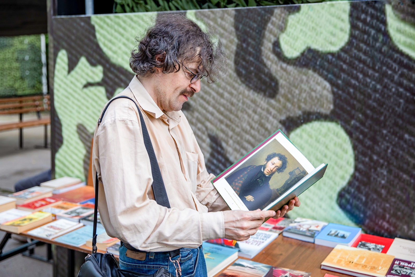 Буккроссинг в музее «Главные оружейные реликвии армии» – события на сайте «Московские Сезоны»