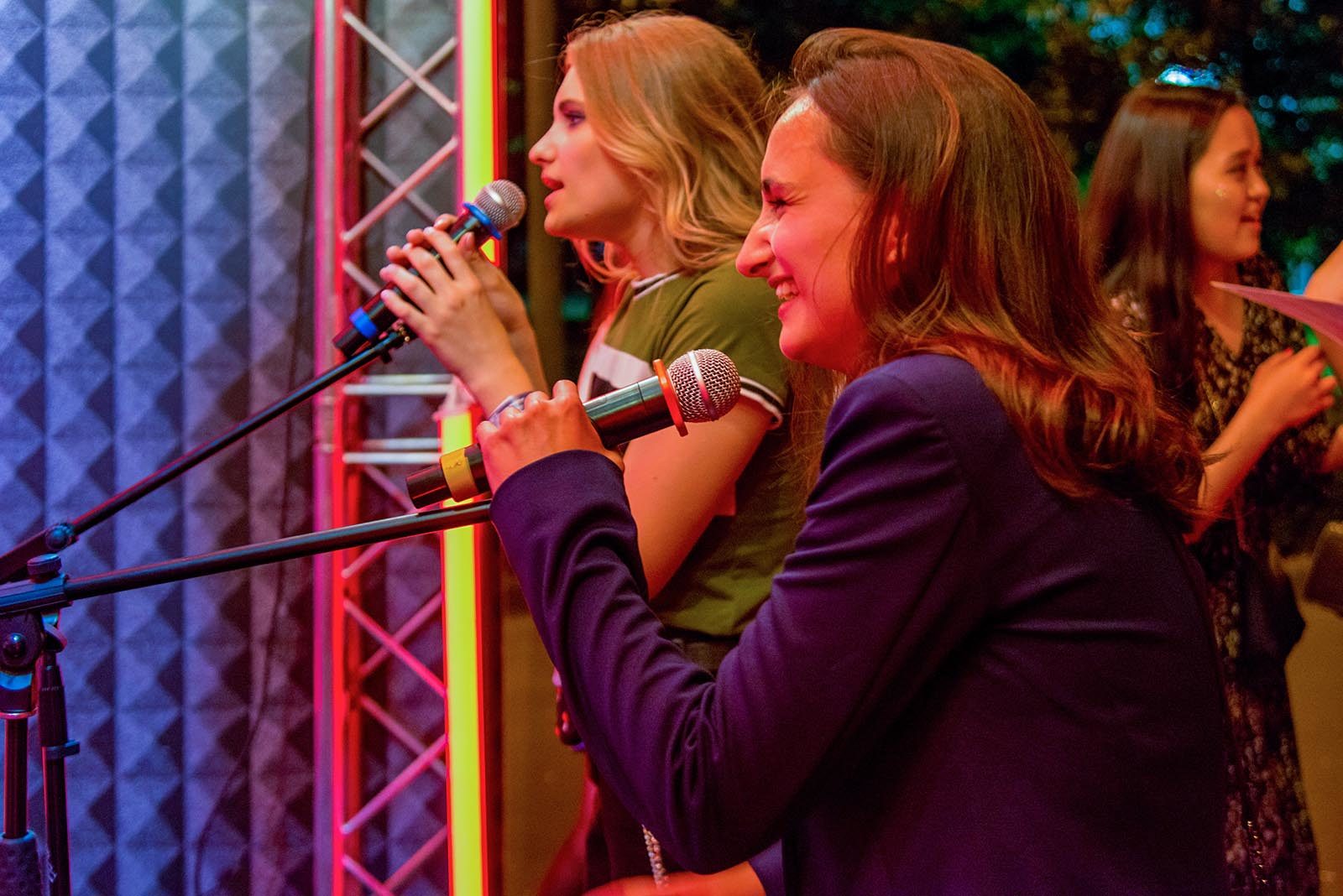 Мировые хиты в парке «Яуза» – события на сайте «Московские Сезоны»