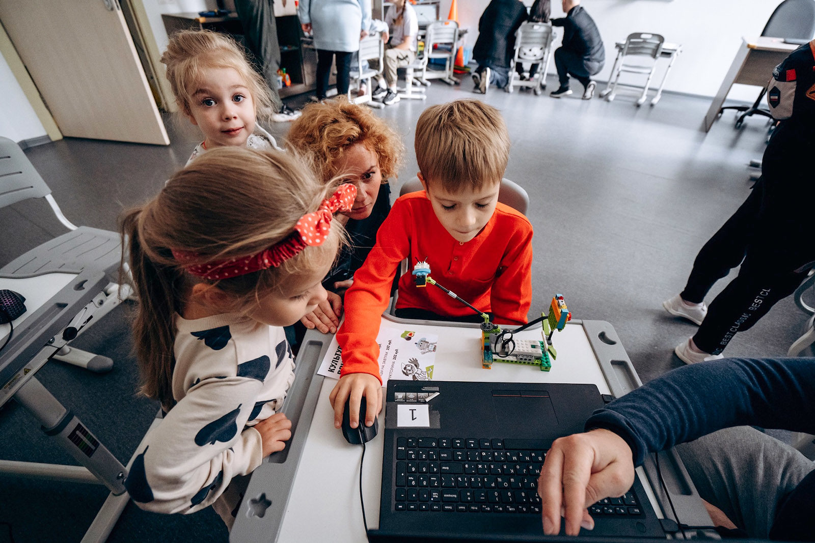 Мастер-класс по робототехнике для детей в возрасте от шести до девяти лет в центре культуры и искусств «Щукино» – события на сайте «Московские Сезоны»