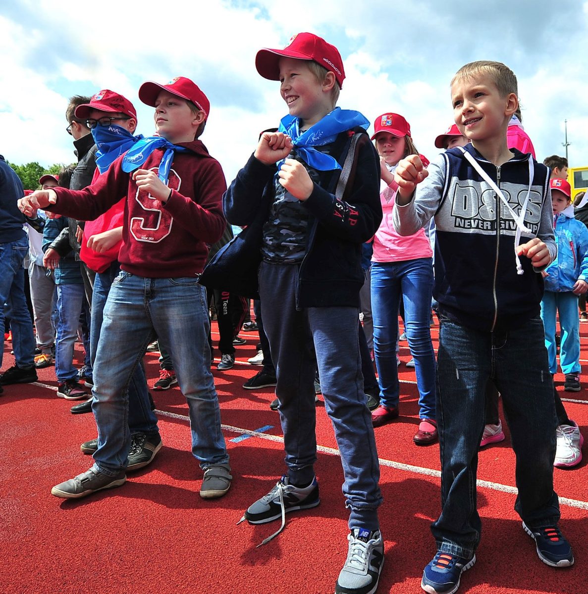 «Зарница» в культурном центре «Дружба» – события на сайте «Московские Сезоны»