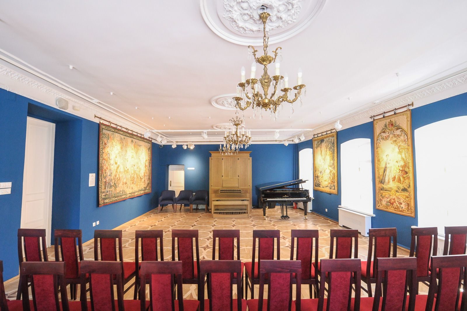 «Мотыльки Земли» в Доме-музее Марины Цветаевой – события на сайте «Московские Сезоны»