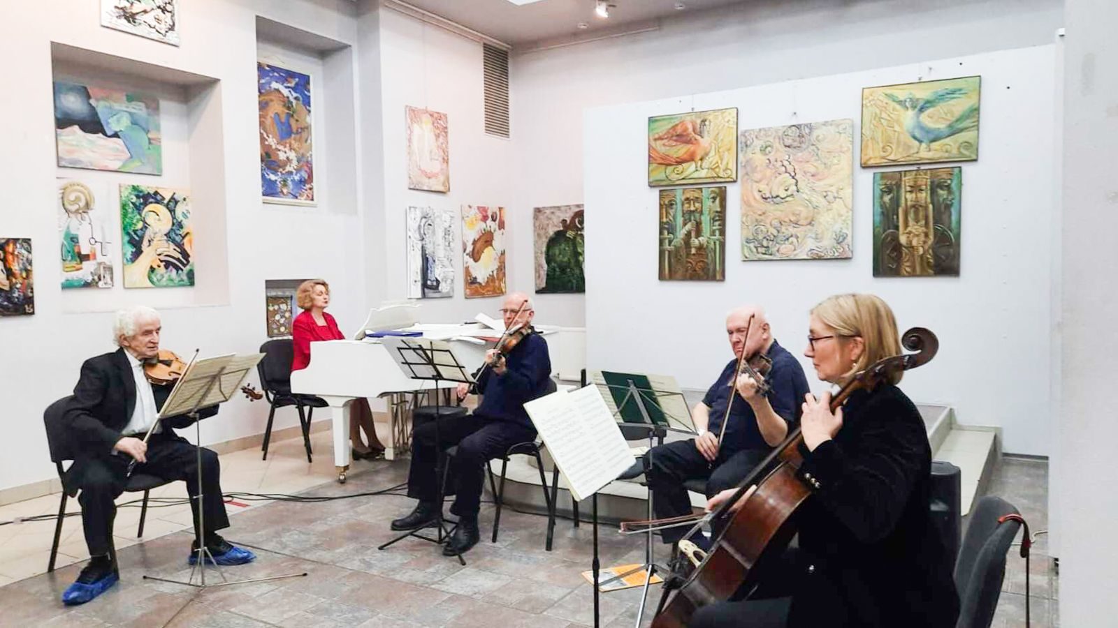 «Серебряный альбом» в культурном центре «Митино» – события на сайте «Московские Сезоны»