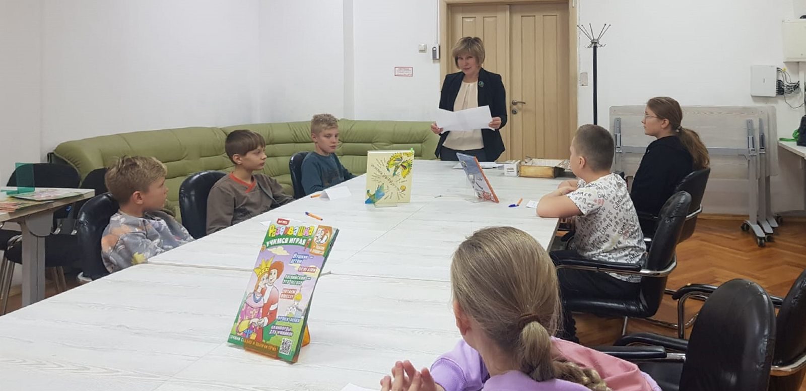 Книжный клуб для школьников в Центральной библиотеке № 21 – события на сайте «Московские Сезоны»