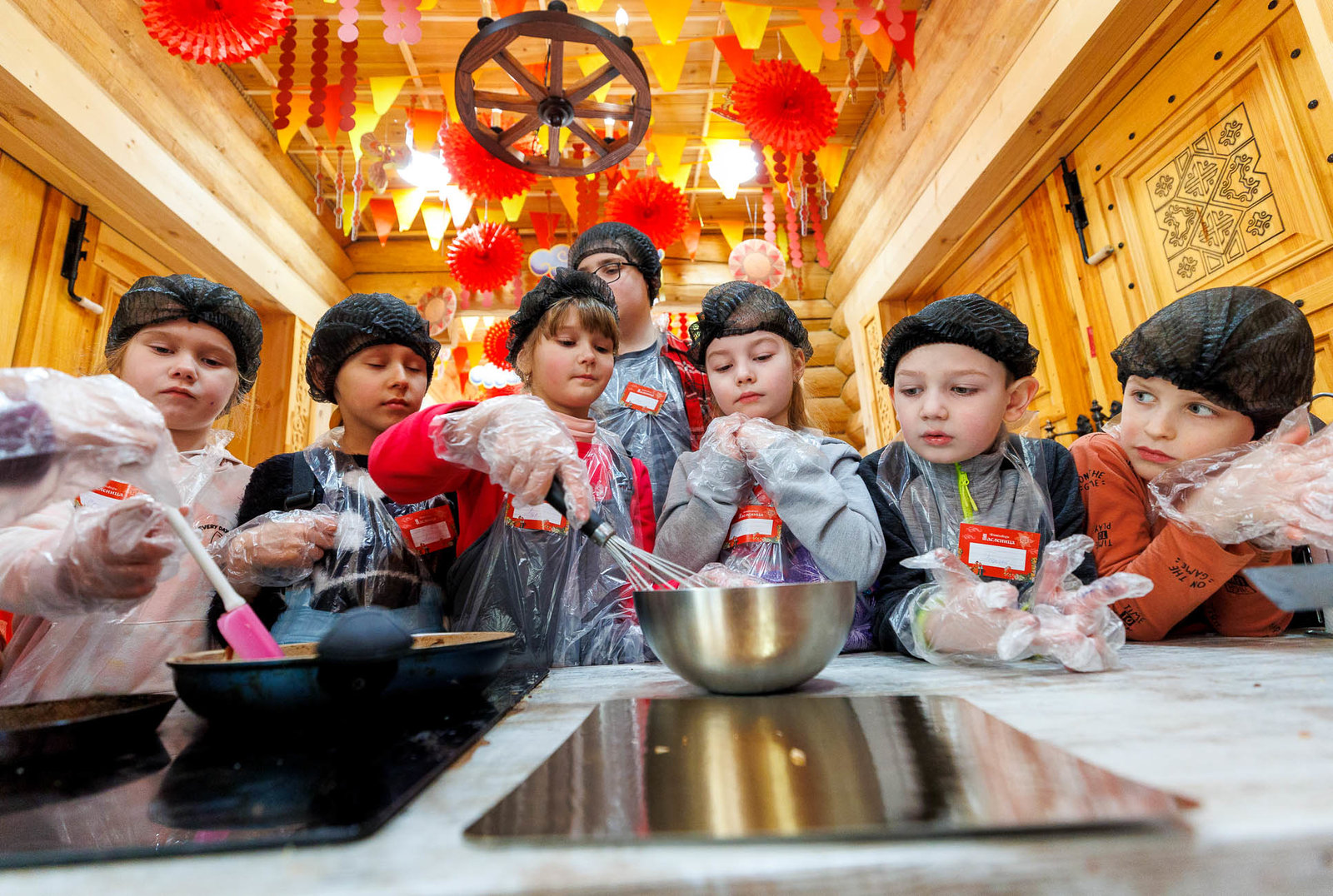 Кулинарная студия,"блинные баттлы" и выступления фолк-групп на рыбном рынке – события на сайте «Московские Сезоны»