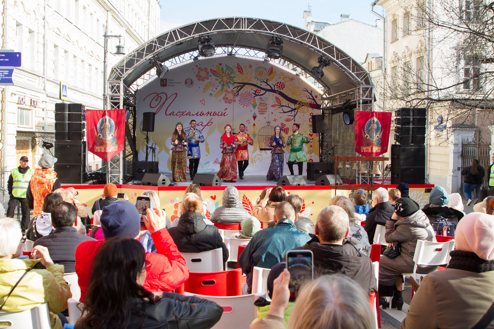 Экскурсии, чеканка монет и звонарское искусство в Высоко-Петровском ставропигиальном мужском монастыре – события на сайте «Московские Сезоны»