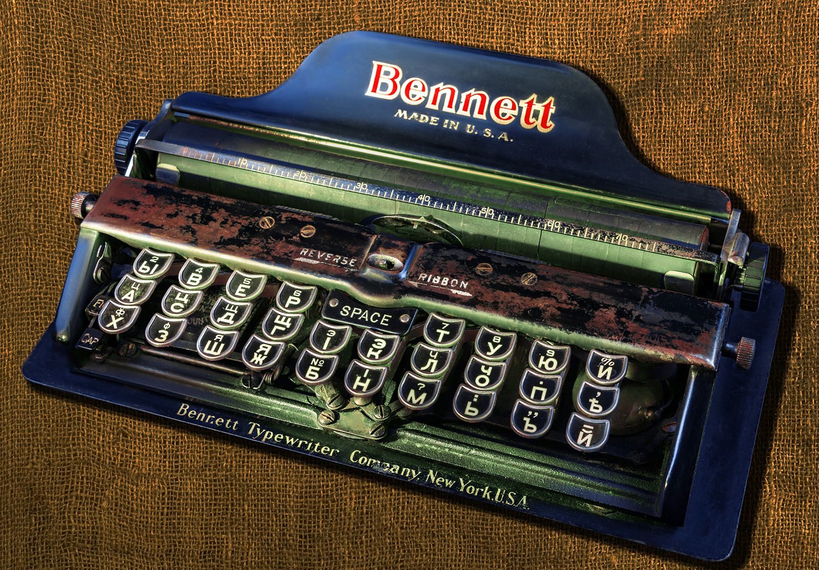 Экскурсии по выставке «Впечатляющая красота. Пишущие машинки Бориса Замарина» во Всероссийском музее декоративного искусства – события на сайте «Московские Сезоны»