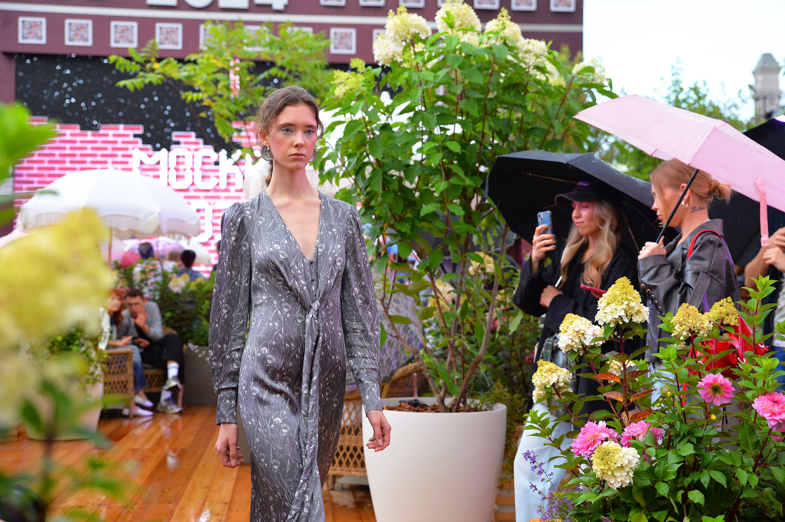 Модный показ от российских дизайнеров – события на сайте «Московские Сезоны»