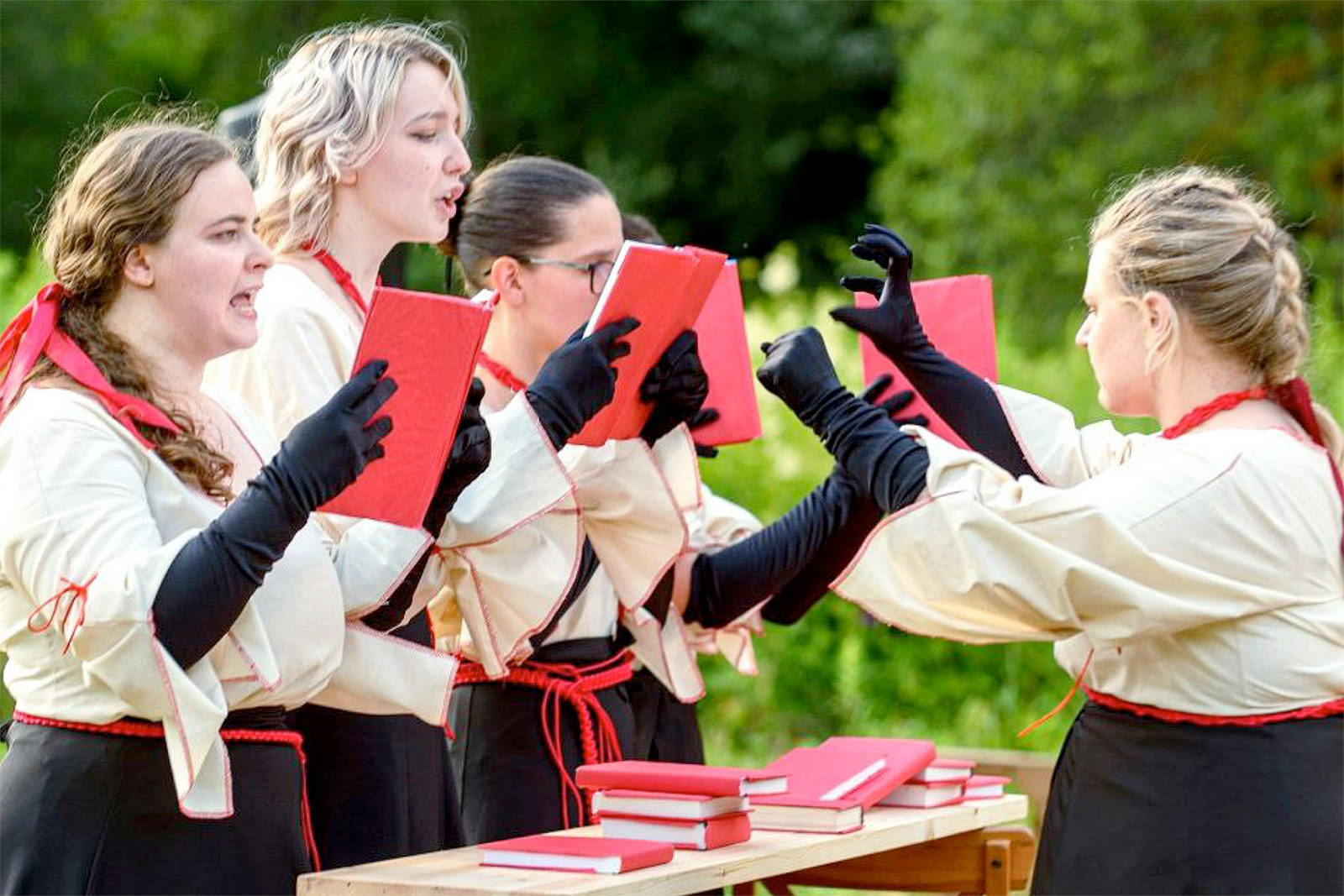 «Татьяны» в культурном центре «Марьина Роща» – события на сайте «Московские Сезоны»