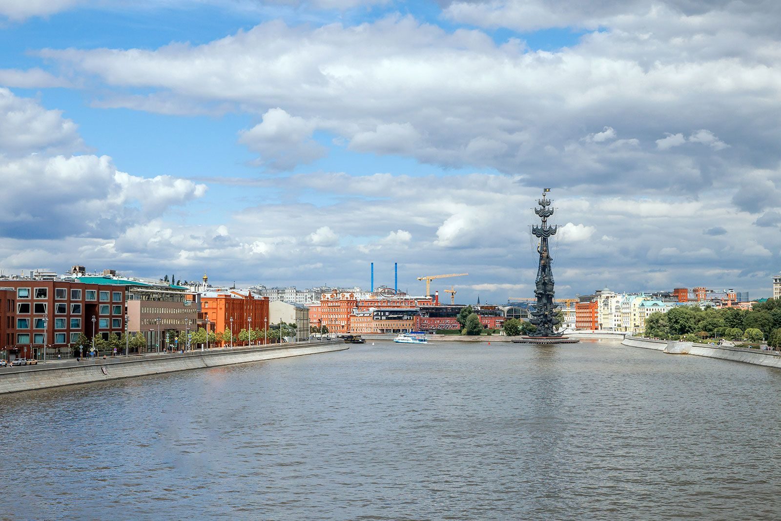 «Моя Москва» в библиотеке № 189 «Патриот» – события на сайте «Московские Сезоны»